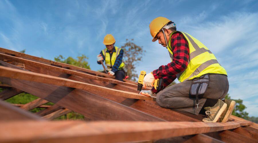 Professional Flat Roofing Installation services in Indianola, IL